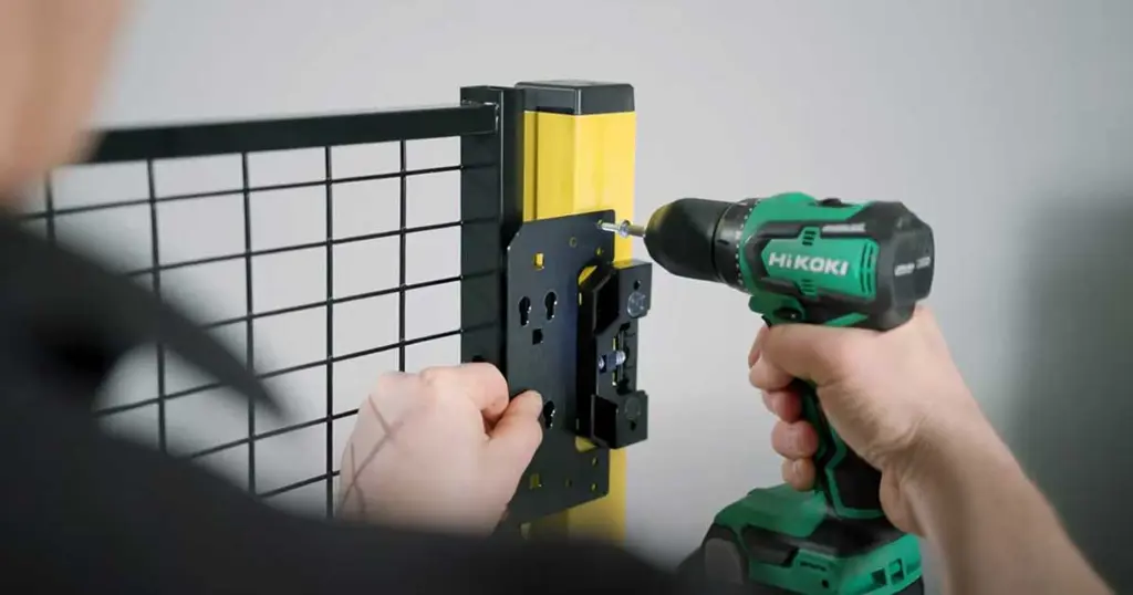 Installere Sleutelgatbevestiging met Axelent