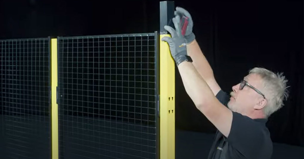 Installere Drievoudige schuifdeur met 3-staps rail met Axelent